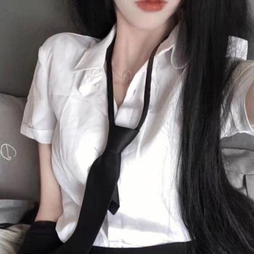 格雷戈里的女友